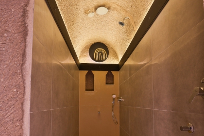 Peri Suites 3 (1898)
