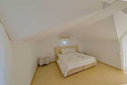 Villa Nicolas (2096)