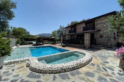 Villa Aria (1383)