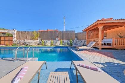 Villa Almon 2 (1094)