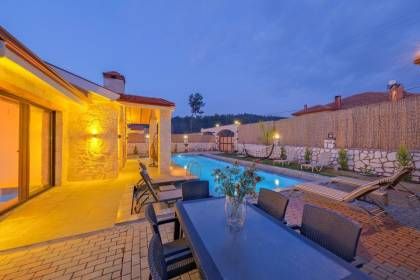 Villa Almon 2 (1094)