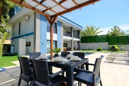 Villa Bal 1 (1170)