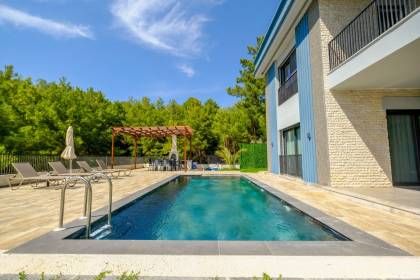 Villa Bal 1 (1170)