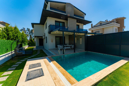 Villa Beyza 1 (1995)