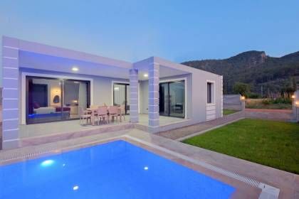 Villa Bronze (1305)