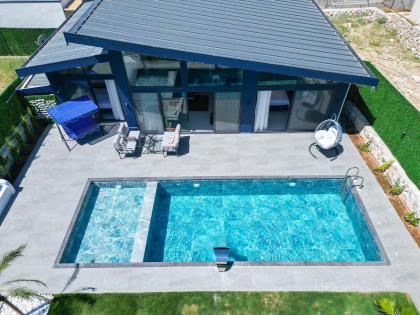 Villa West (2088)