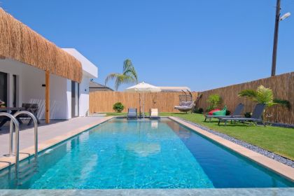 Villa Cocos Serinlik | Çalış Plajı'na Yürüme Mesafesinde Saunalı ve Jakuzili Lüks Tatil Villası (1673)