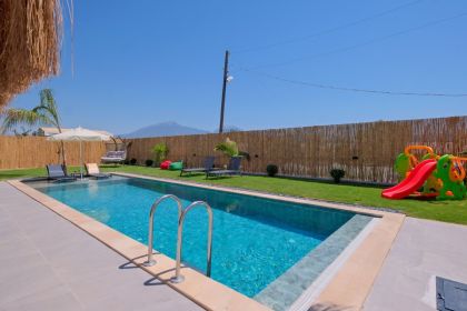 Villa Cocos Serinlik | Çalış Plajı'na Yürüme Mesafesinde Saunalı ve Jakuzili Lüks Tatil Villası (1673)