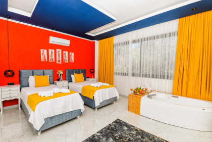 Villa Colourful (2169)