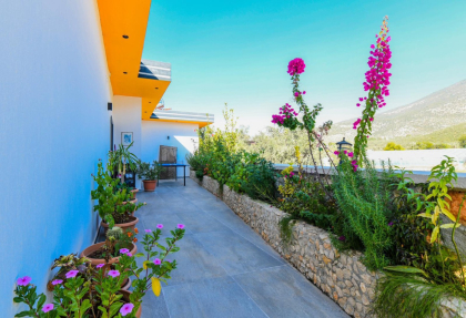 Villa Colourful (2169)