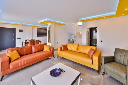 Deniz Manzaralı Villalar 2 (2200)