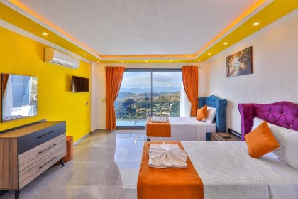 Deniz Manzaralı Villalar 2 (2200)