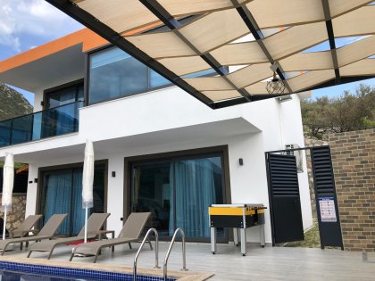 Deniz Manzaralı Villalar 2 (2200)