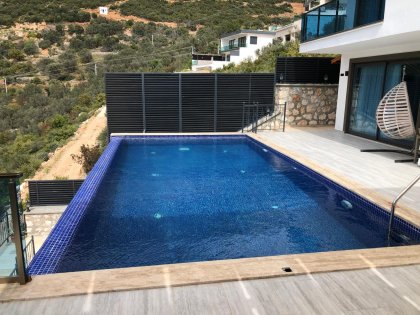 Deniz Manzaralı Villalar 2 (2200)