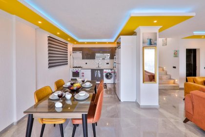 Deniz Manzaralı Villalar 2 (2200)