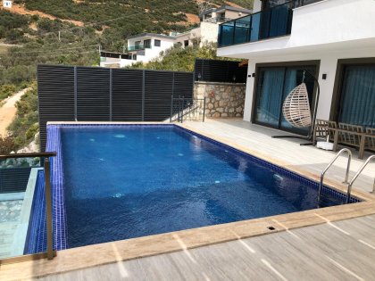 Deniz Manzaralı Villalar 2 (2200)