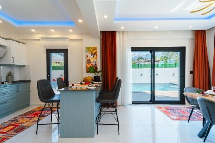 Villa Elara (2249)