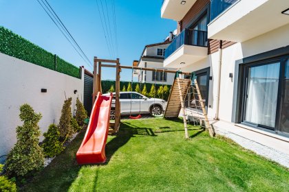 Villa Elara (2249)