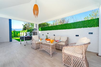 Villa Elara (2249)