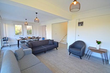 Villa Eroya 2 (2070)