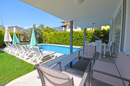 Villa Eroya 2 (2070)