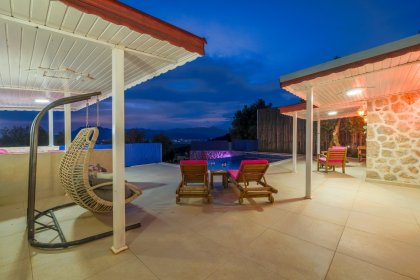 Villa Gold (2215)