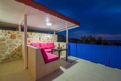 Villa Gold (2215)
