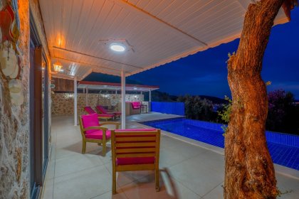 Villa Gold (2215)