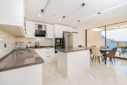Villa Gucci (2368)