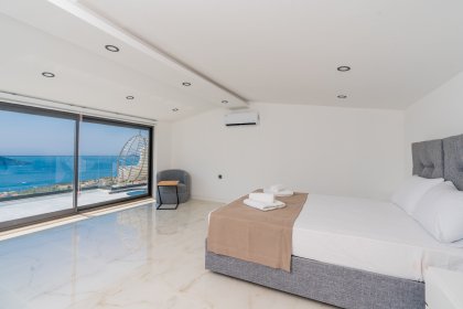 Villa Gucci (2368)