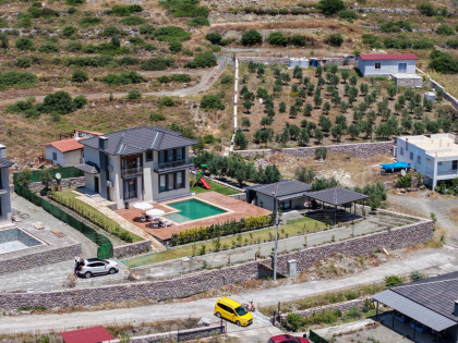 Villa Hiltop (1997)