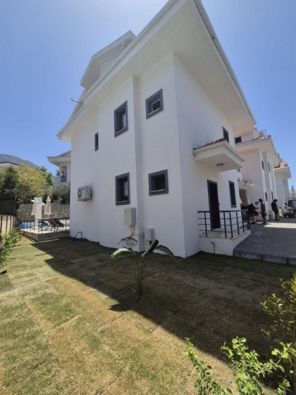 Villa Hisar 1 (1837)