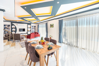 Villa Mavera (2051)
