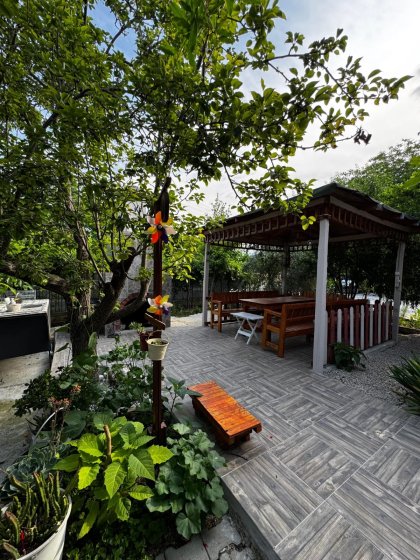 Villa Kosta Lota (1999)