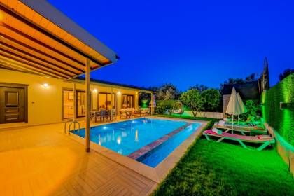 Villa Aşke | Fethiye Merkez Korunaklı Kiralık Villa (1008)