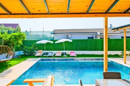 Villa Aşke | Fethiye Merkez Korunaklı Kiralık Villa (1008)