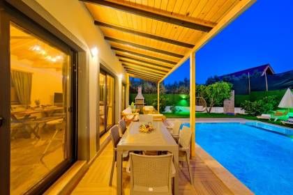 Villa Aşke | Fethiye Merkez Korunaklı Kiralık Villa (1008)