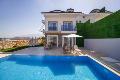 Villa Letonya 2 (1560)
