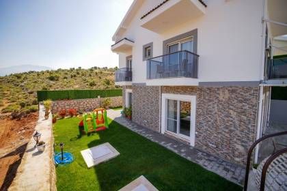Villa Letonya 2 (1560)