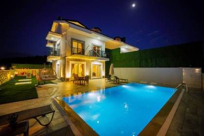 Villa Letonya 2 (1560)