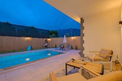 Villa Like Free (1255)