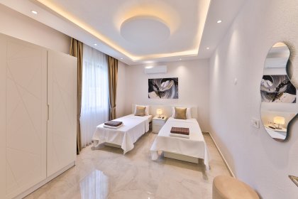 Villa Lingo 2 (2130)