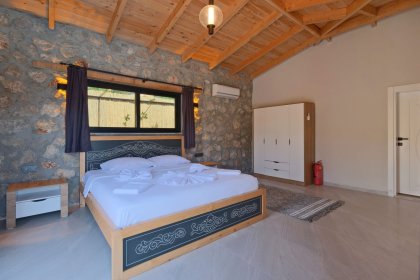 Villa Lunaris (2273)