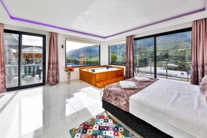 Villa Mandel (2214)