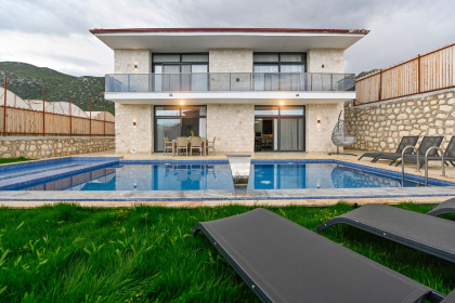 Villa Mavi (2084)