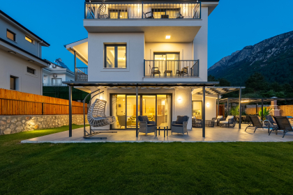Villa Mavi Düş (2083)