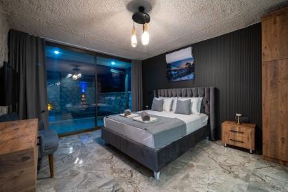Villa Moon Blue Duo (2092)