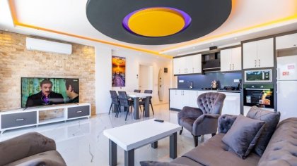 Villa Nightfall  (2352)