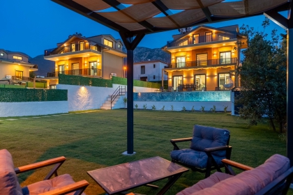 Villa Ottava Elite (1987)