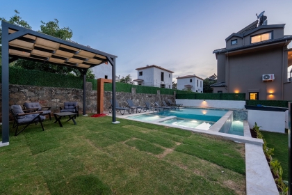 Villa Ottava Prime (1987)